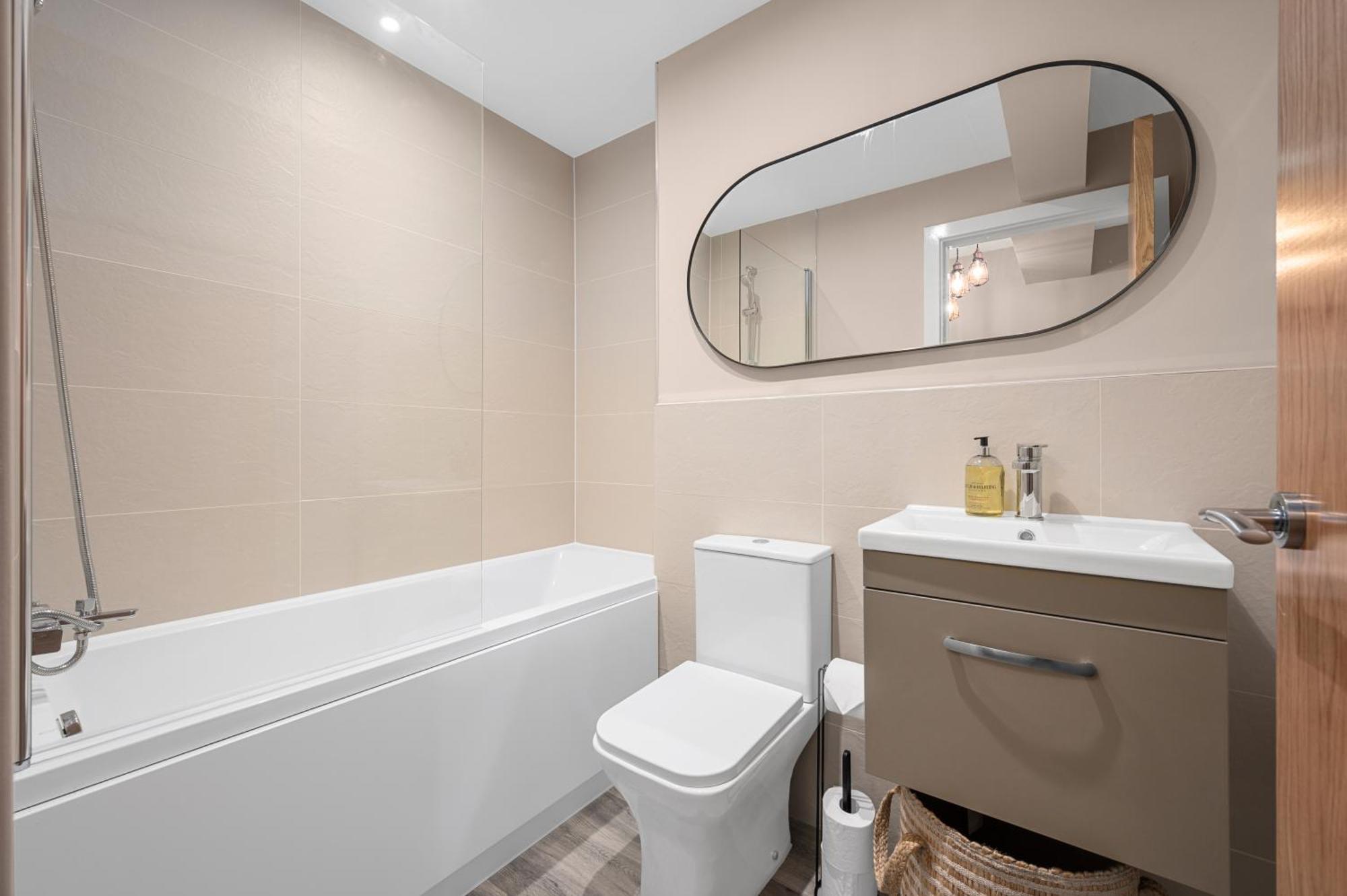 2 Bed Flat Manchester City Eksteriør bilde